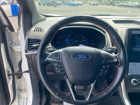 Used 2021 Ford Edge ST-Line FWD image 11