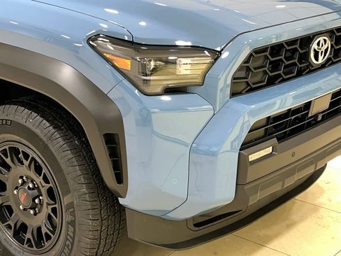 New 2025 Toyota 4Runner TRD Off-Road Premium image 2