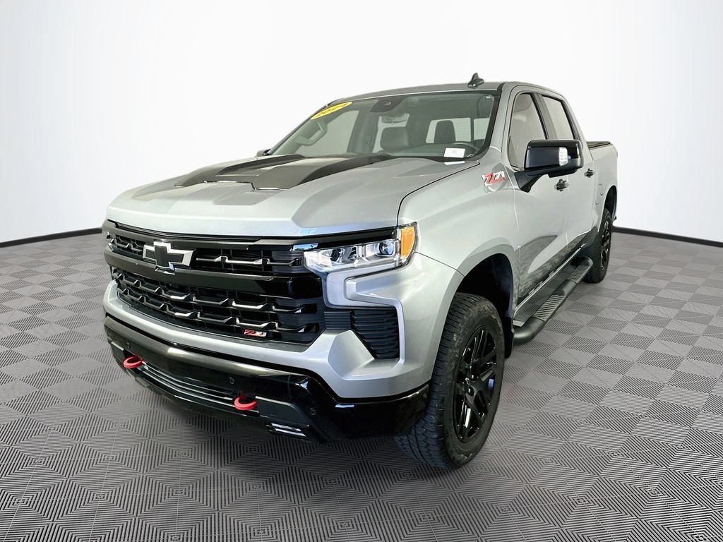 Used 2024 Chevrolet Silverado 1500 LT Trail Boss AWD/4WD image 5