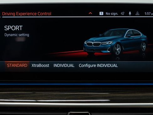 Used 2023 BMW 530e xDrive w/ Premium Package image 23