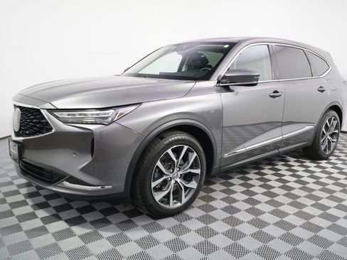 Used 2023 Acura MDX SH-AWD w/ Technology Package image 2