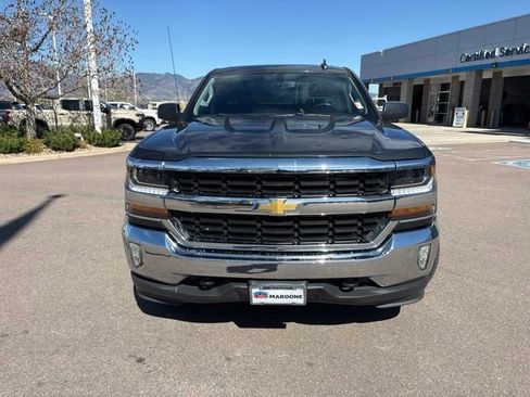 Used 2018 Chevrolet Silverado 1500 LT w/ All Star Edition AWD/4WD image 2