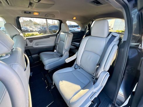 Used 2018 Honda Odyssey EX-L image 30