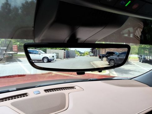 Certified 2023 Chevrolet Tahoe High Country w/ Advanced Technology Package AWD/4WD image 39