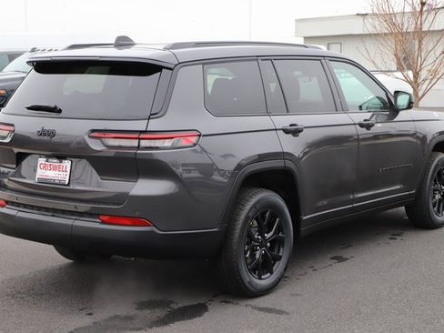 New 2025 Jeep Grand Cherokee L Altitude image 5