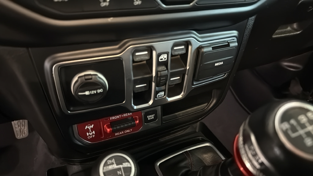 Used 2019 Jeep Wrangler Unlimited Rubicon w/ Steel Bumper Group AWD/4WD image 40