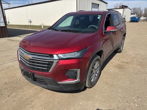 Used 2023 Chevrolet Traverse LT image 5