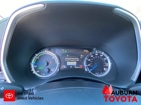 Certified 2024 Toyota Highlander XLE AWD/4WD image 44