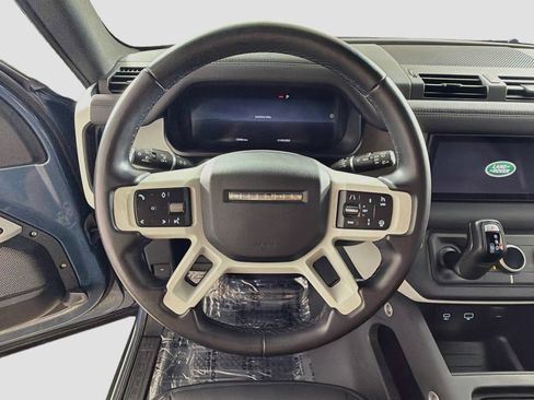 Used 2024 Land Rover Defender 110 S AWD/4WD image 11