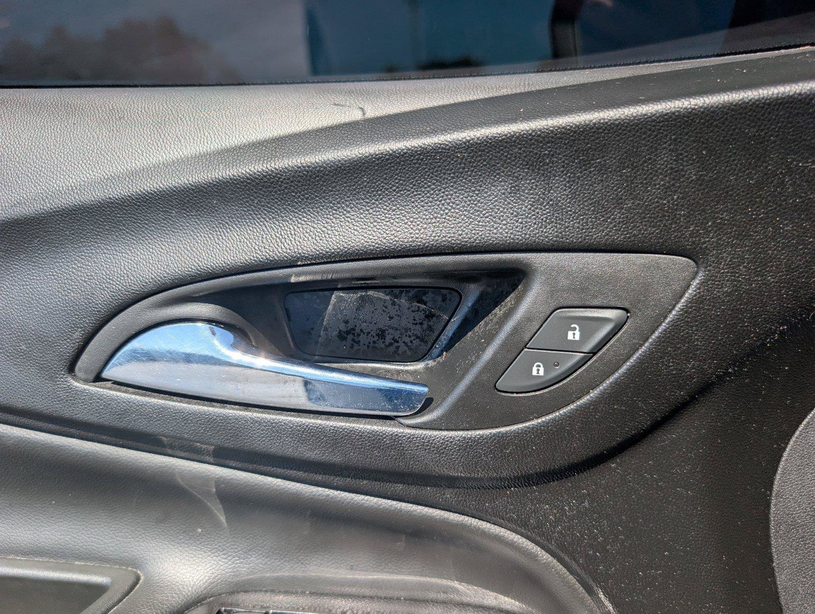 Used 2022 Chevrolet Equinox Premier FWD image 31