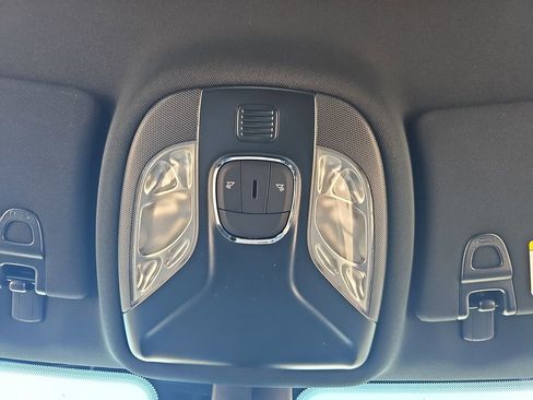 New 2026 Jeep Compass Latitude image 28