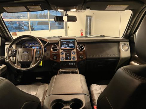 Used 2014 Ford F350 Lariat w/ Lariat Ultimate Package image 29