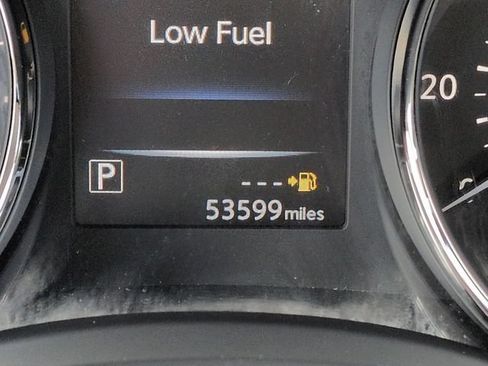Used 2017 Nissan Rogue SV FWD image 28