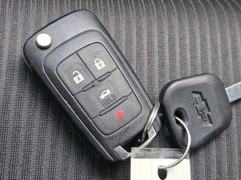Used 2015 Chevrolet Camaro LT RWD image 27