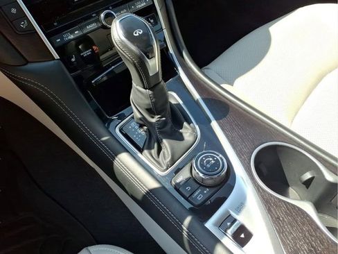 Used 2023 INFINITI Q50 Sensory AWD/4WD image 11