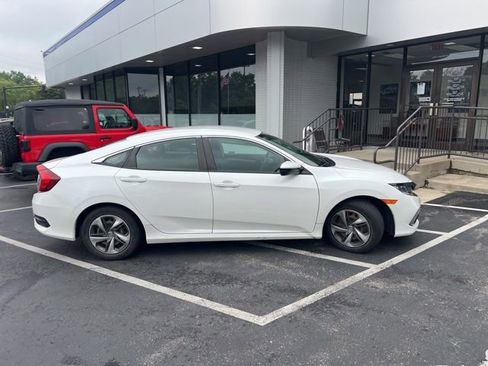 Used 2020 Honda Civic LX image 2