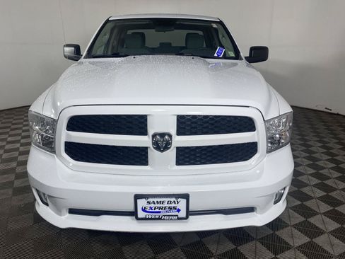 Used 2019 RAM 1500 Express w/ Express Value Package AWD/4WD image 2