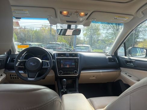 Used 2019 Subaru Outback 2.5i Limited image 16