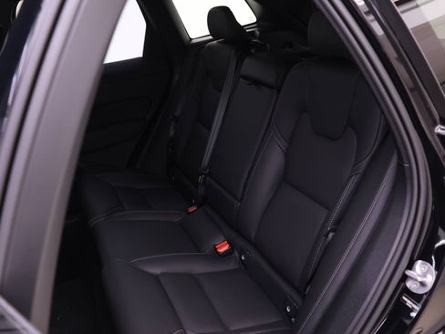 New 2026 Volvo XC60 B5 Ultra w/ Protection Package Premier image 12