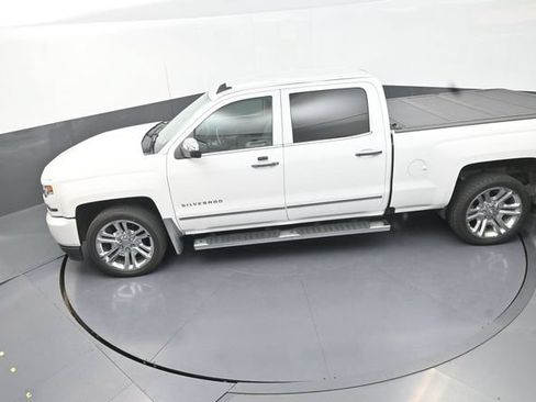 Used 2018 Chevrolet Silverado 1500 LTZ Z71 w/ LTZ Plus Package AWD/4WD image 26