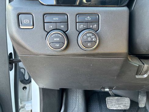 Certified 2023 Chevrolet Silverado 1500 RST w/ Redline Edition image 17