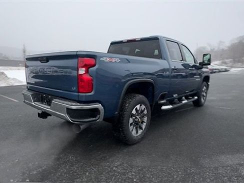 New 2026 Chevrolet Silverado 2500 LT image 8