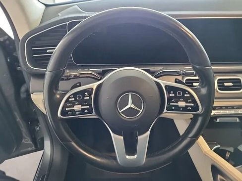 Used 2021 Mercedes-Benz GLS 580 4MATIC image 9