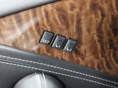 Used 2020 Nissan Armada SL w/ Premium Package RWD image 7