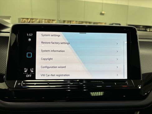 New 2026 Volkswagen Atlas Cross Sport SEL R-Line image 25