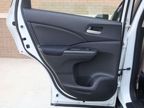 Used 2015 Honda CR-V LX image 16
