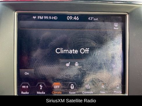 Used 2018 Jeep Grand Cherokee Altitude image 12