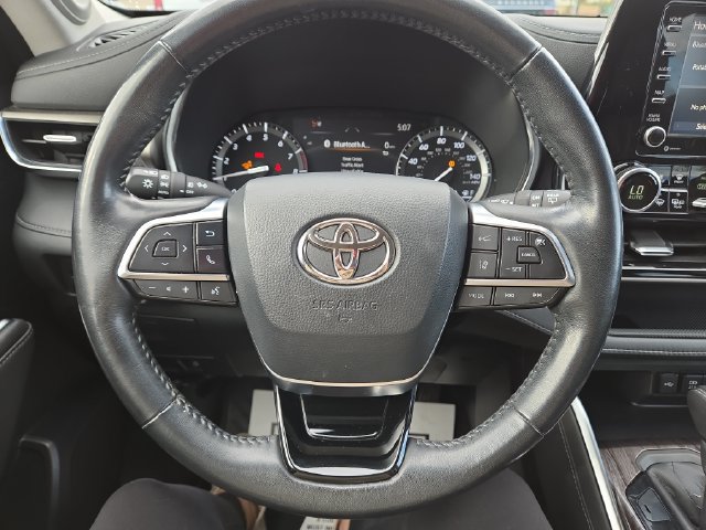 Used 2020 Toyota Highlander Limited AWD/4WD image 20
