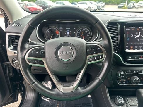 Used 2021 Jeep Cherokee Limited w/ Elite Package AWD/4WD image 35