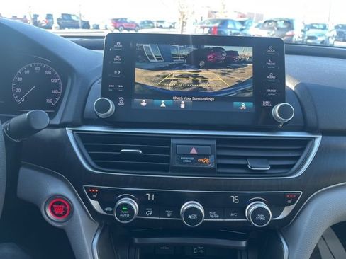 Used 2019 Honda Accord EX image 21