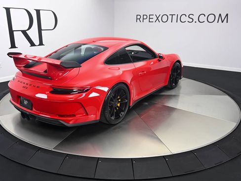 Used 2018 Porsche 911 GT3 RWD image 15
