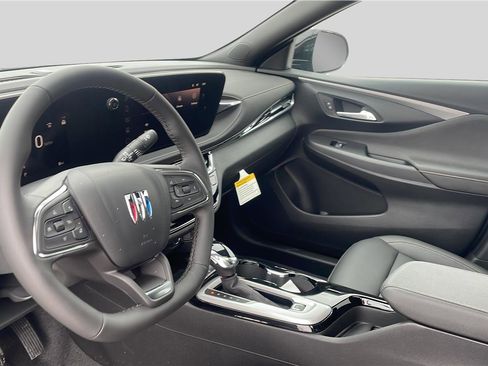 New 2026 Buick Envista Avenir image 15