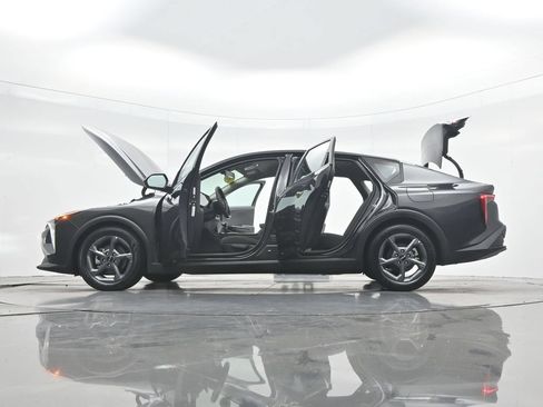 Used 2025 Kia K4 FWD image 53