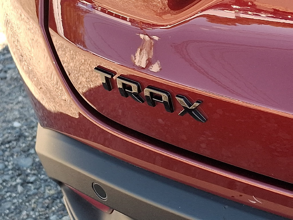 Certified 2024 Chevrolet Trax RS w/ Driver Confidence Package FWD image 30