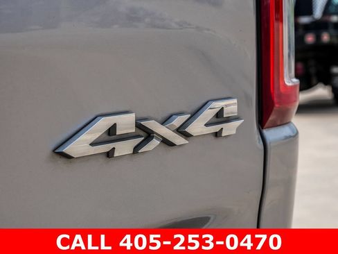 Used 2022 RAM 1500 Big Horn AWD/4WD image 15