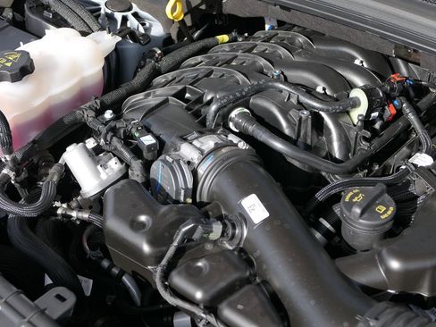 Used 2025 Jeep Grand Cherokee Laredo X image 27