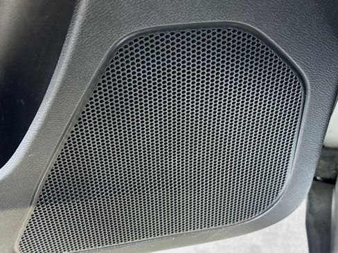 Used 2023 Jeep Cherokee Altitude Lux image 22