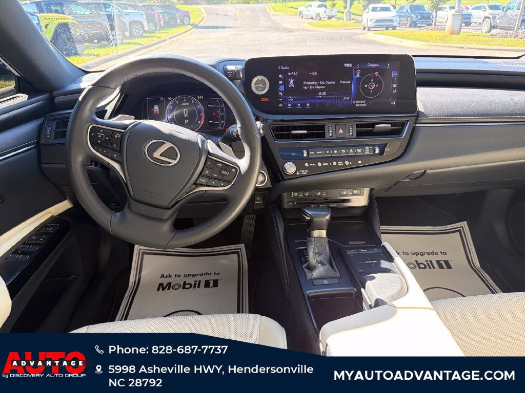 Used 2022 Lexus ES 250 w/ Premium Package AWD/4WD image 32