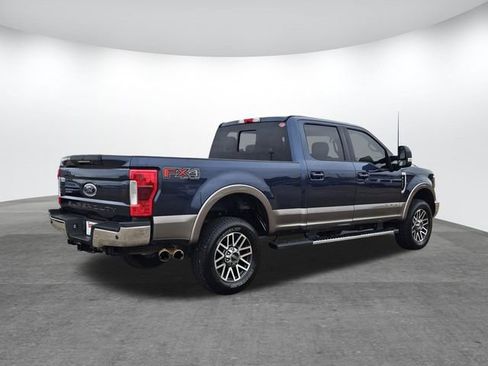 Used 2019 Ford F250 Lariat w/ Lariat Ultimate Package image 4