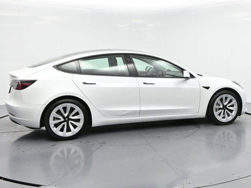 Used 2022 Tesla Model 3 RWD image 8
