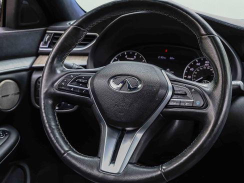 Used 2019 INFINITI QX50 Essential w/ Sensory Package AWD/4WD image 15
