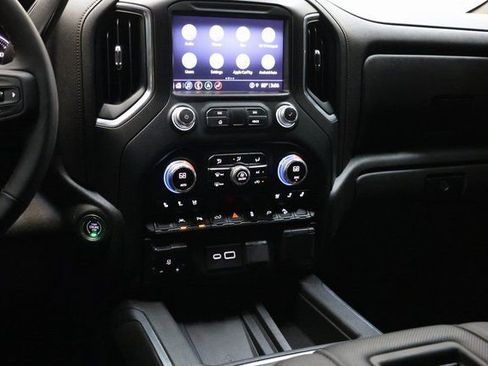 Used 2022 GMC Sierra 1500 AT4 w/ AT4 Preferred Package AWD/4WD image 92