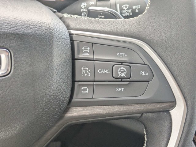 New 2026 Jeep Grand Cherokee Altitude AWD/4WD image 26