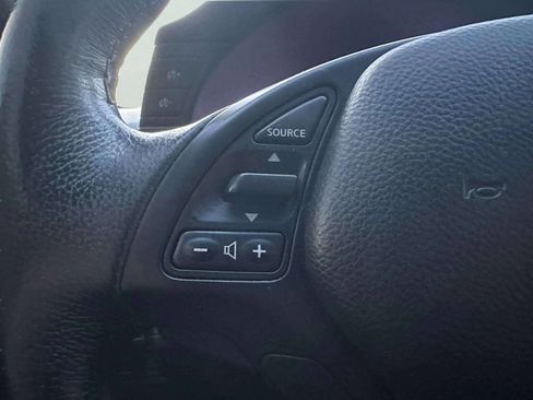 Used 2011 INFINITI G37 x w/ Sport Appearance Package image 23