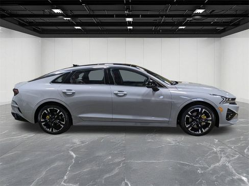 Used 2023 Kia K5 GT-Line image 6