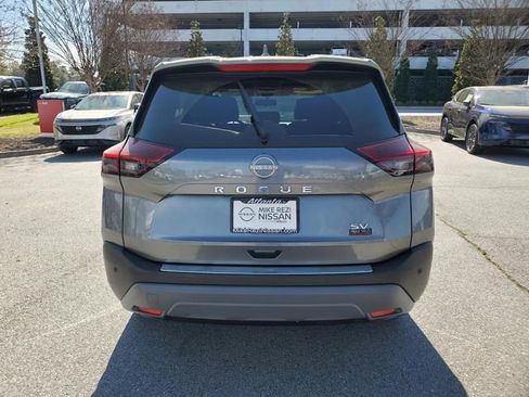 Certified 2023 Nissan Rogue SV image 5